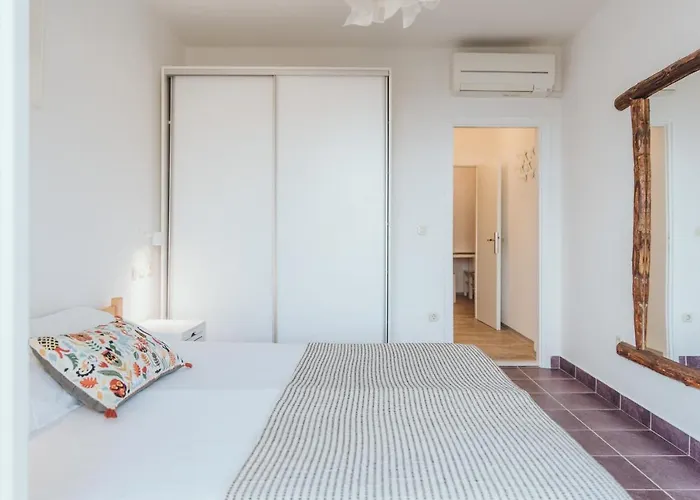 Vendégház Anatota Hvar 4*