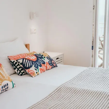 Anatota Hvar Guest house *