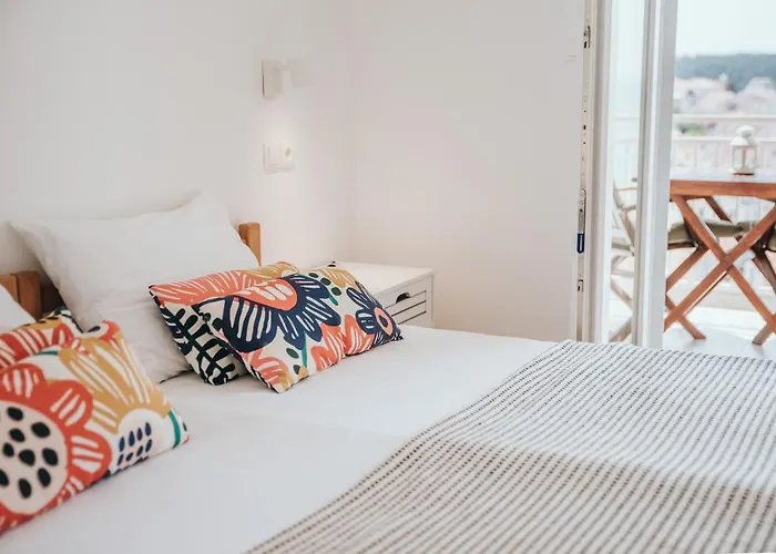 Anatota Hvar Affittacamere 4*