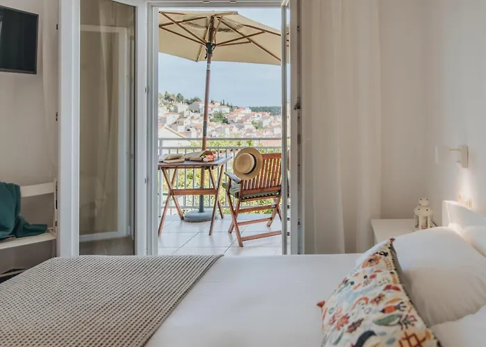 Affittacamere Anatota Hvar 4*